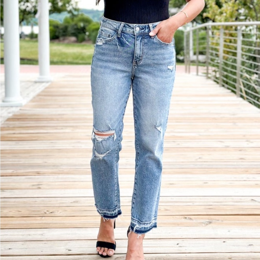 NWT Vervet high rise distressed cropped straight leg jeans